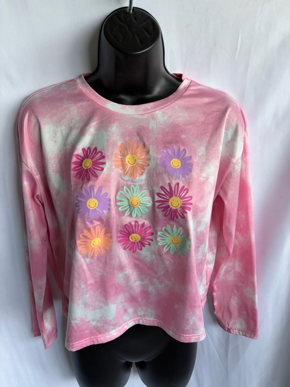 Betsey Johnson long sleeve, tie dye & flowers. Size 14/16, 19” PTP, 19” L